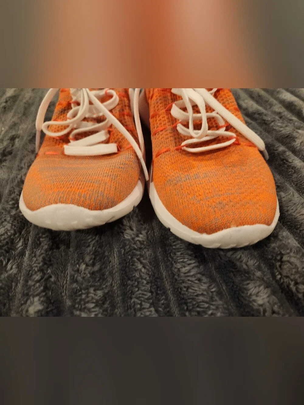 Coral Knit Slip-On Women's Athletic Walking Sneakers, Size 7